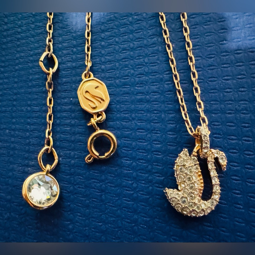 Swarovski Rose Gold Tone Necklace with Swan Pendant